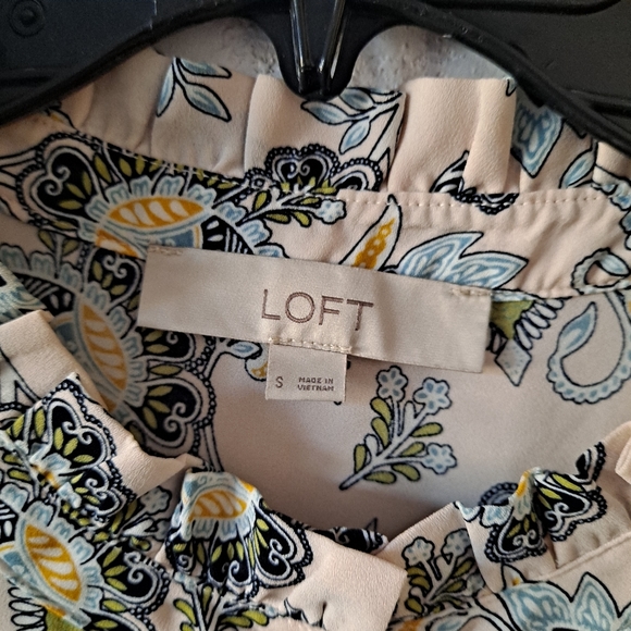 Loft sleeveless Paisley Print tank top blouse - Picture 4 of 5